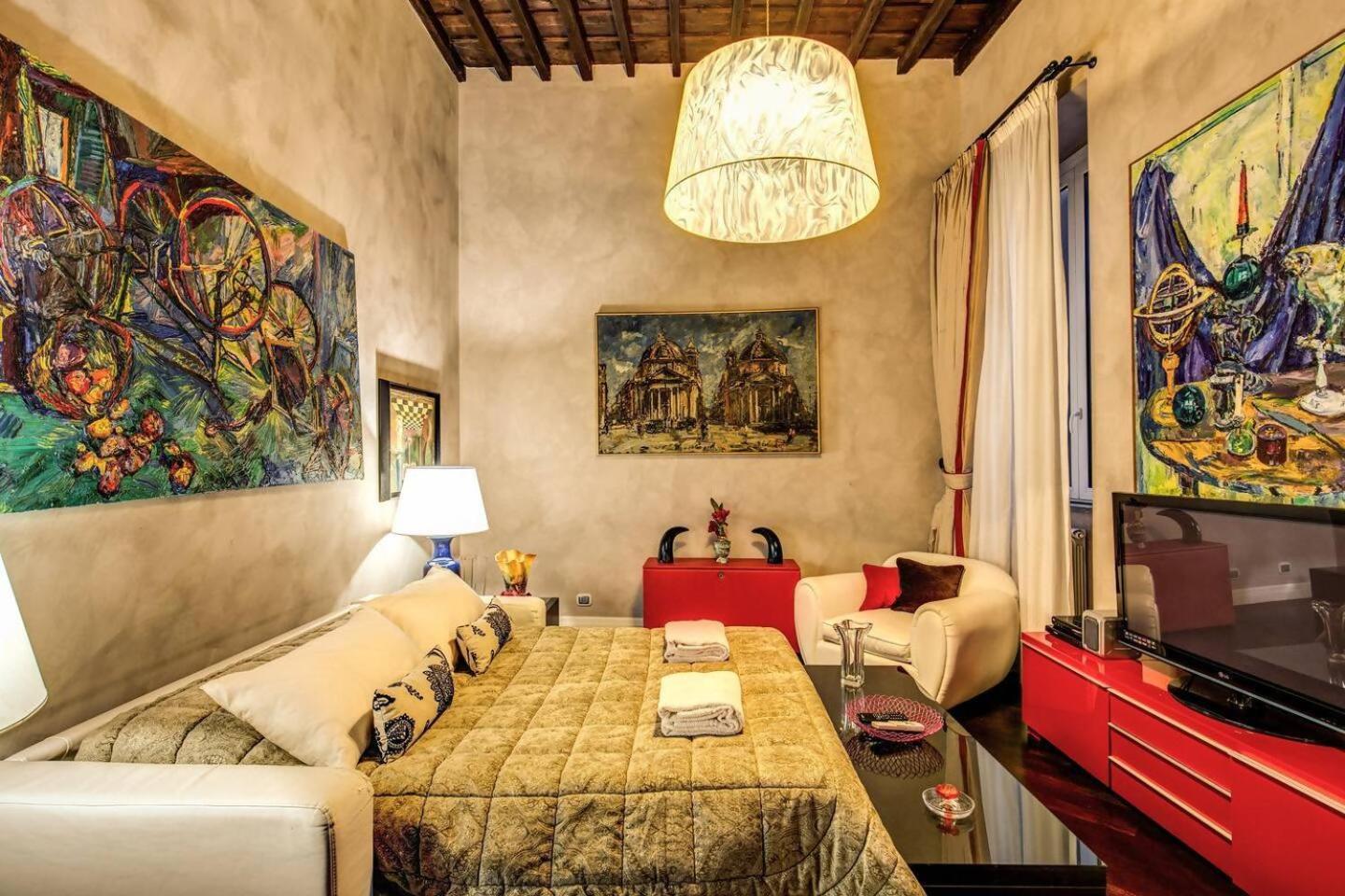 Spacious Flat By Piazza Navona Rome Luaran gambar